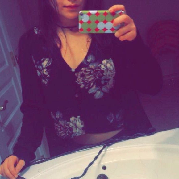 Meet your Posher, Allison - Picture 1 of 1