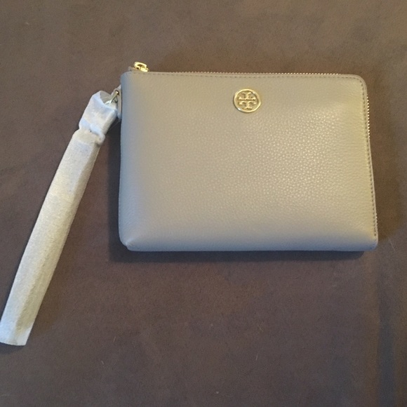 NWT Tory Burch Wristlet