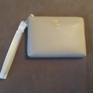 NWT Tory Burch Wristlet