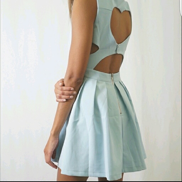 🔥One Left🔥Blue Classic Heart Dress!! - Picture 2 of 2