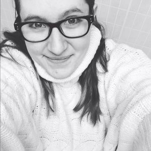 Meet your Posher, Joy