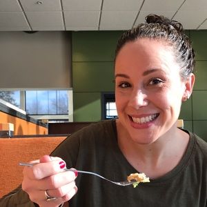 Meet your Posher, Alicia