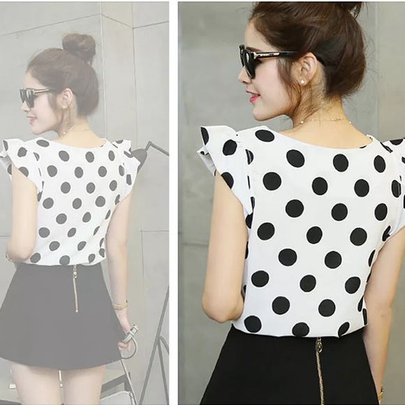 BLACK AND WHITE POLKA DOT DRESSY TOP! - Picture 4 of 4