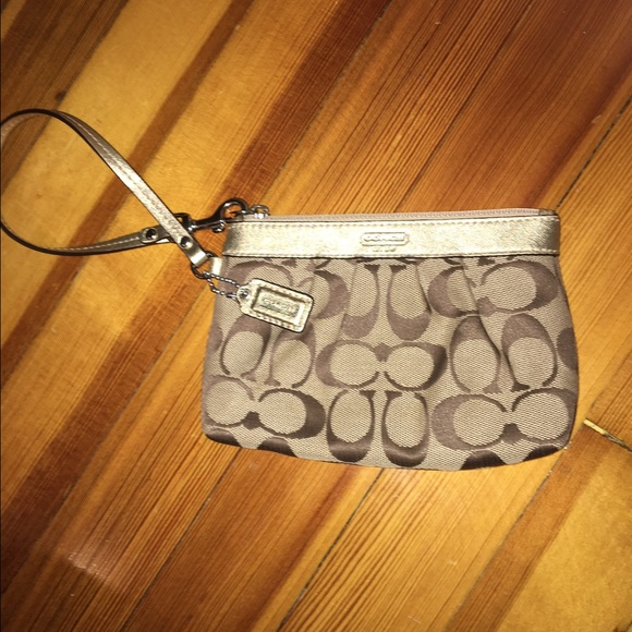 SOLD Authentic Coach medium Wristlet - Picture 2 of 3