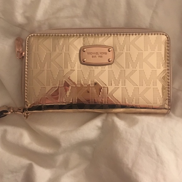 Rose Gold Michael Kors Wristlet