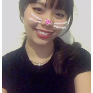 Meet your Posher, Kim hong
