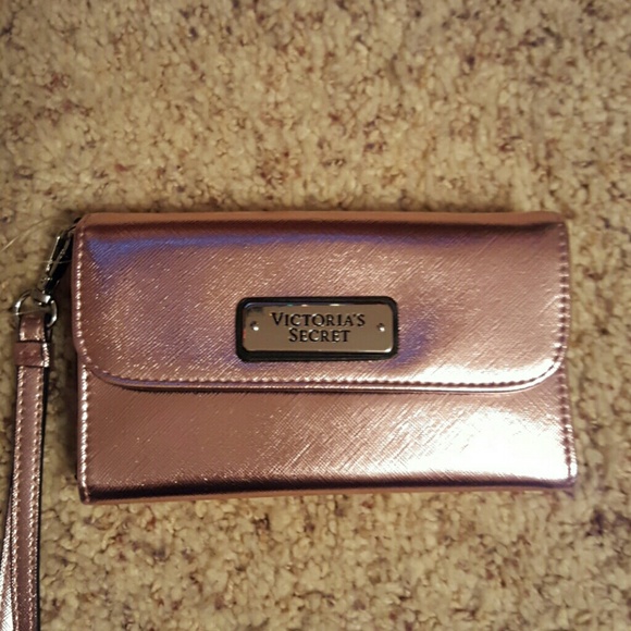 Victoria's Secret Handbags - Victoria's secret  NWT metallic pink wallet