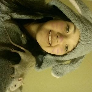 Meet your Posher, Skye