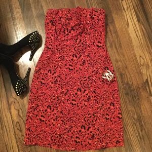 *Limited* flattering red and orange leopard print