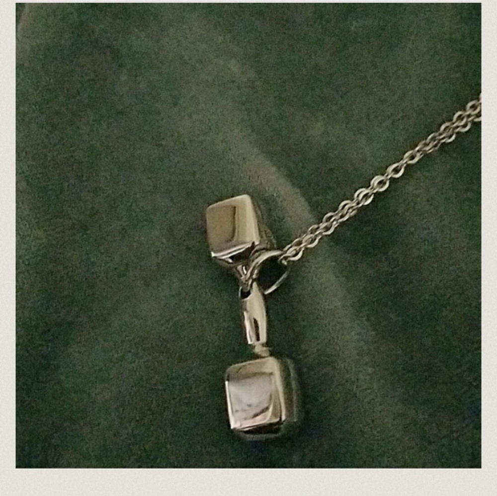 Necklace. Work out weight, costume jewelry NWOT