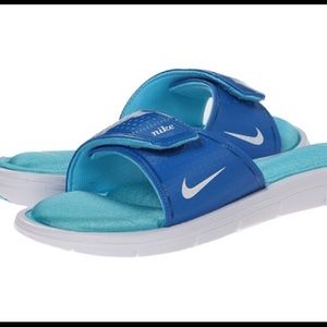 Nike Comfort Slide Sandals Blue & White Worn Once