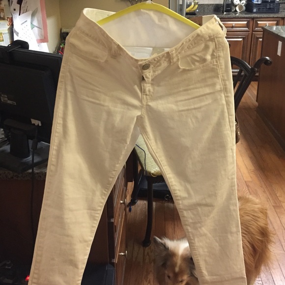 American eagle white denim jeggings