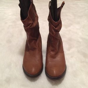 Brown boots