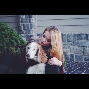 Meet your Posher, Laura