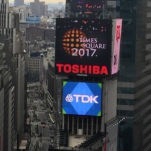 Shop My Closet!! 5 Star Rating! Beautiful Quality!