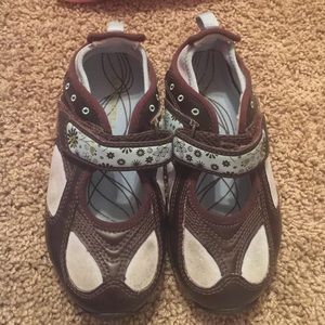 Toddler shoes