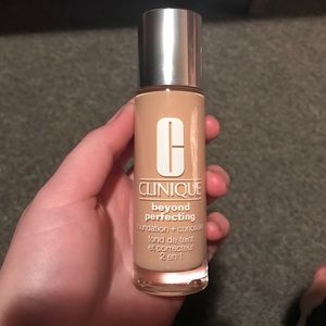 Clinique Beyond Perfecting Foundation & Concealer