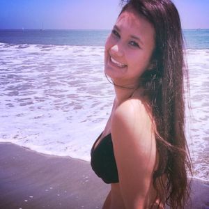 Meet your Posher, Julianna nicole