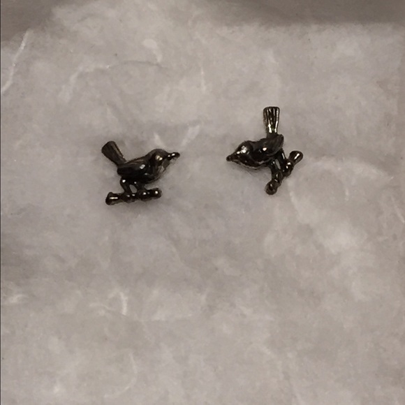 Bird stud earrings