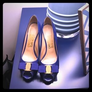 Barely worn ferragamo peep toe pumps