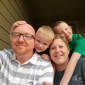 Meet your Posher, Dan-lisa