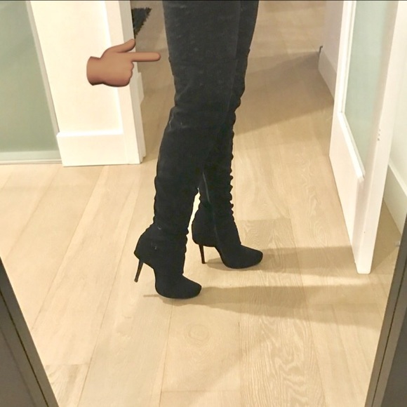 Black Knee High Boots - Picture 4 of 4