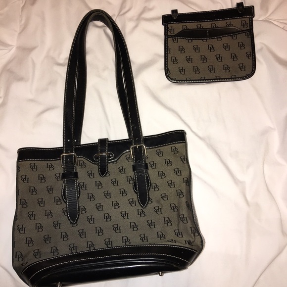 Dooney and Bourke bucket bag