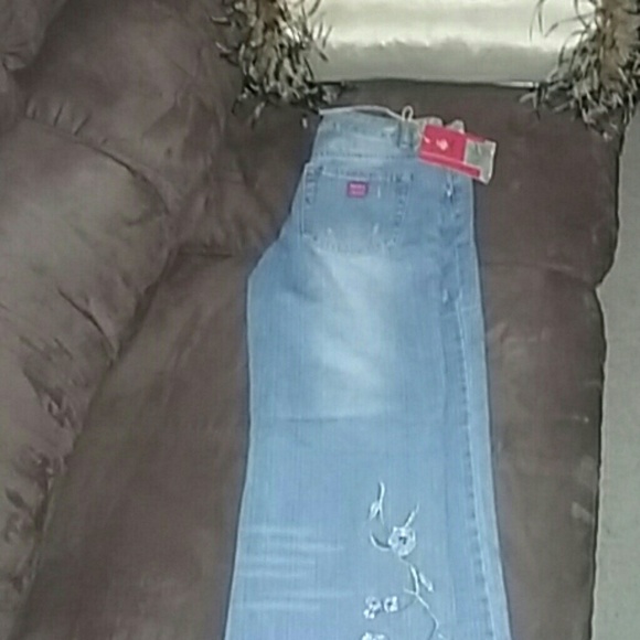 Jeans - Picture 3 of 3