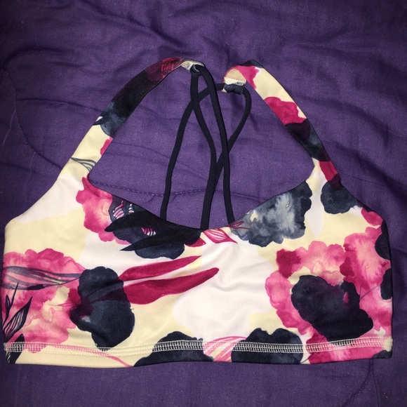 lululemon athletica Other - Lulu lemon sports bra