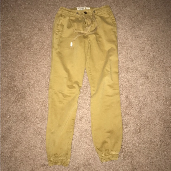 Abercrombie and Fitch men's khaki jogger