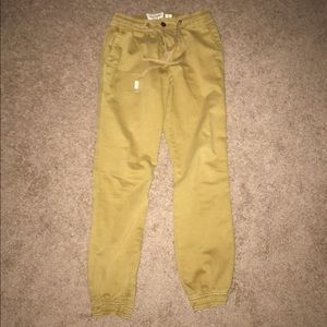 Abercrombie and Fitch men's khaki jogger