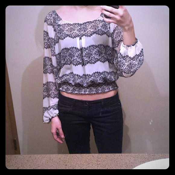 Black and white flowy shirt