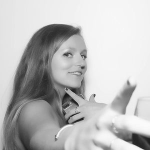 Meet your Posher, Julie