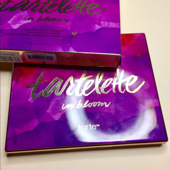 Tarte Tartelette eyeshadow in bloom
