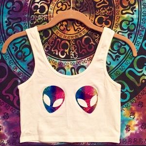Alien rave crop!!!!👽💓🌈💫