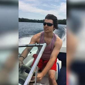 Meet your Posher, Nick