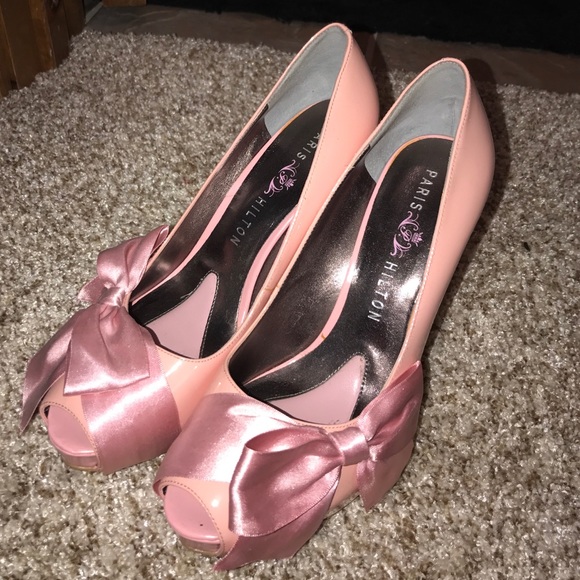 Pink bow heels