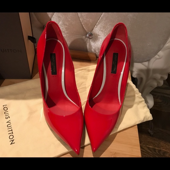 💥🚨SOLD🚨💥Louis Vuitton Eyeline Pump - Picture 2 of 4