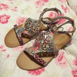 CL by Chinese Laundry sandals! 👙👒🌞🌷