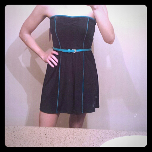 Black strapless dress with belt