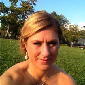 Meet your Posher, Christine