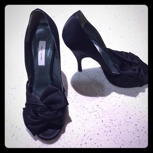 Marc Jacobs 3.5 inch black satin shoes