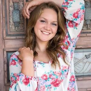 Meet your Posher, Olivia