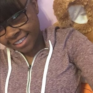 Meet your Posher, Celena