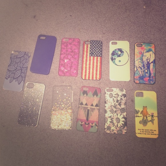 🛑SOLD!🛑iPhone 5/5s phone cases.
