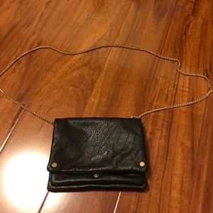 Black shoulder chain cross body purse