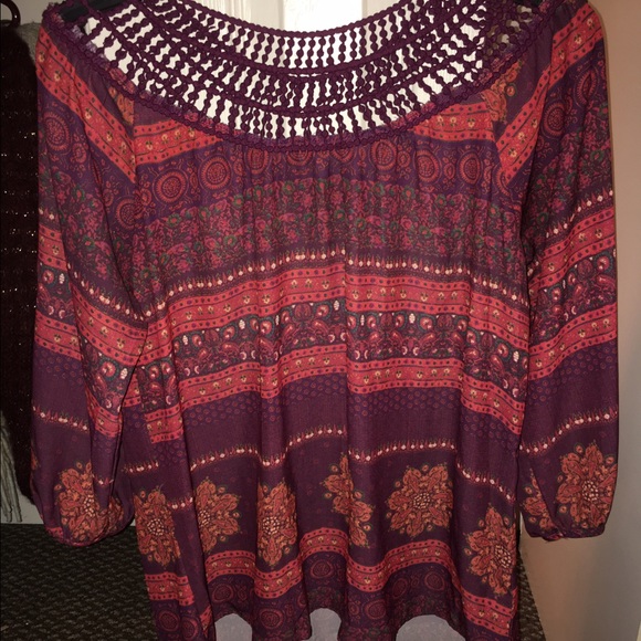 Women's pattern blouse