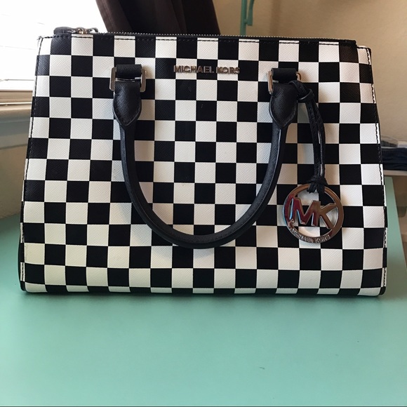 Michael Kors Sutton Satchel ❤️