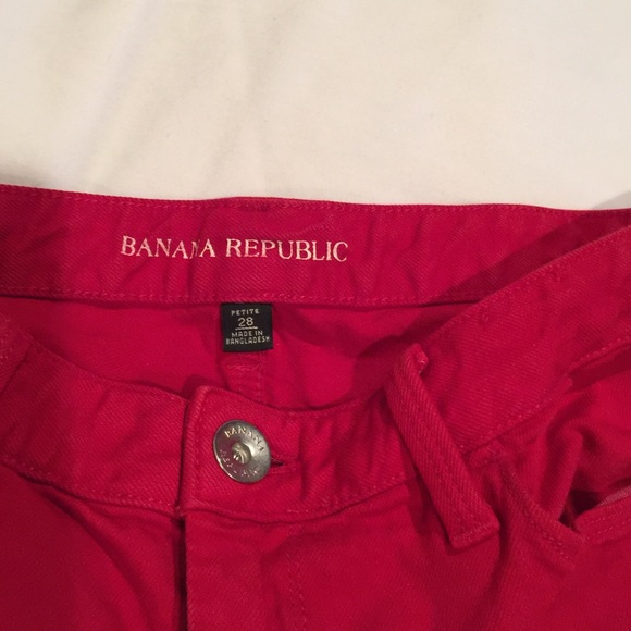 ***$5 SALE***Banana Republic Red 28P Slim Jeans