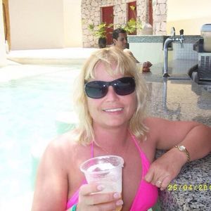 Meet your Posher, Tina